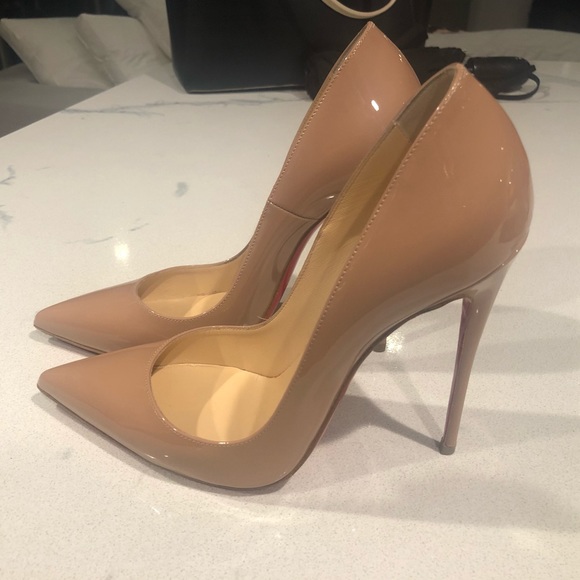 Christian Louboutin Shoes - Nude patent So Kate’s - size 38.5